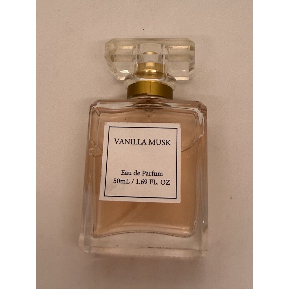 Lovery Vanilla Musk Eau de Parfum 50mL 1.69 Floz Cognac and Oak Top Notes New - Picture 2 of 4